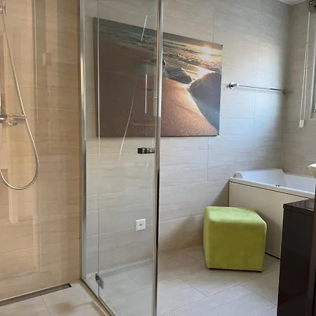 Monte Verita 1 A Apartment *